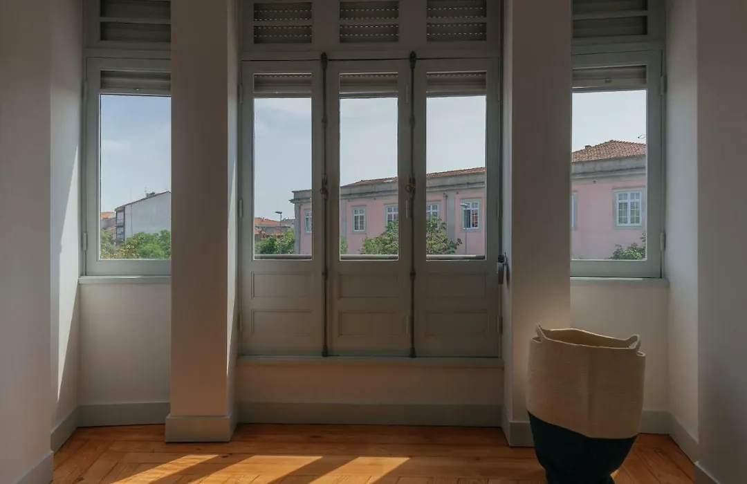 Baixa24 - Downtown Bliss W/ Amazing Natural Light-1