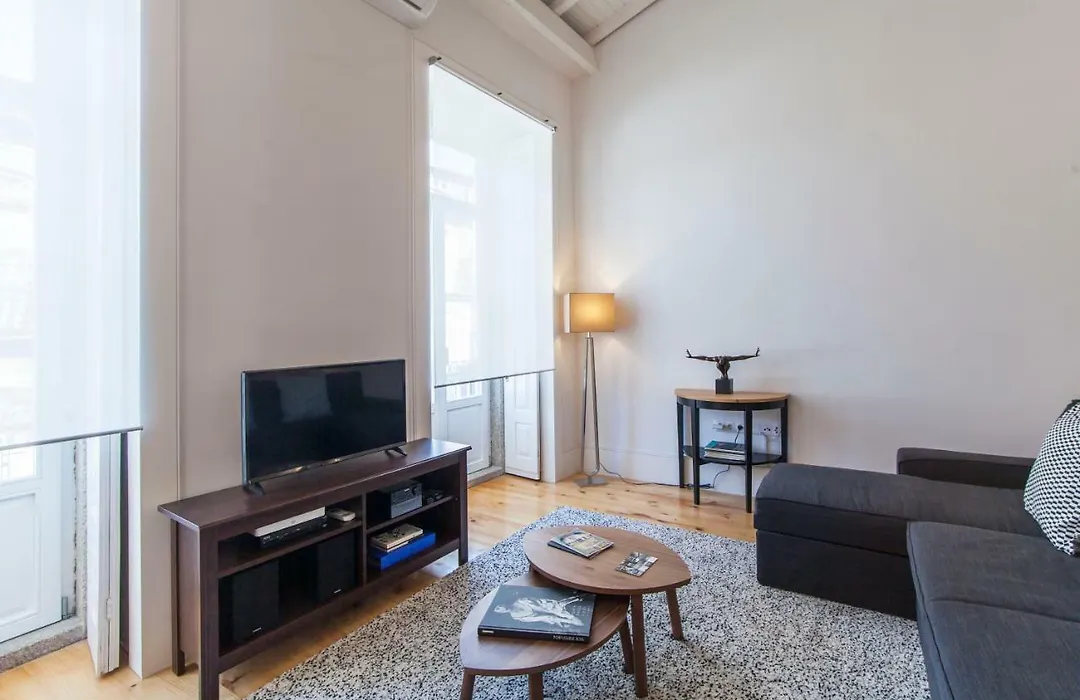 Oporto Mezzanine - By Ml Apartments-1