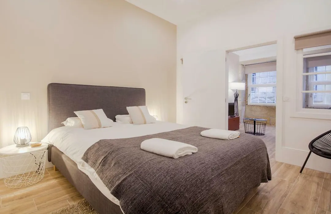Ohh -S Joao Apartments- Riverside-1