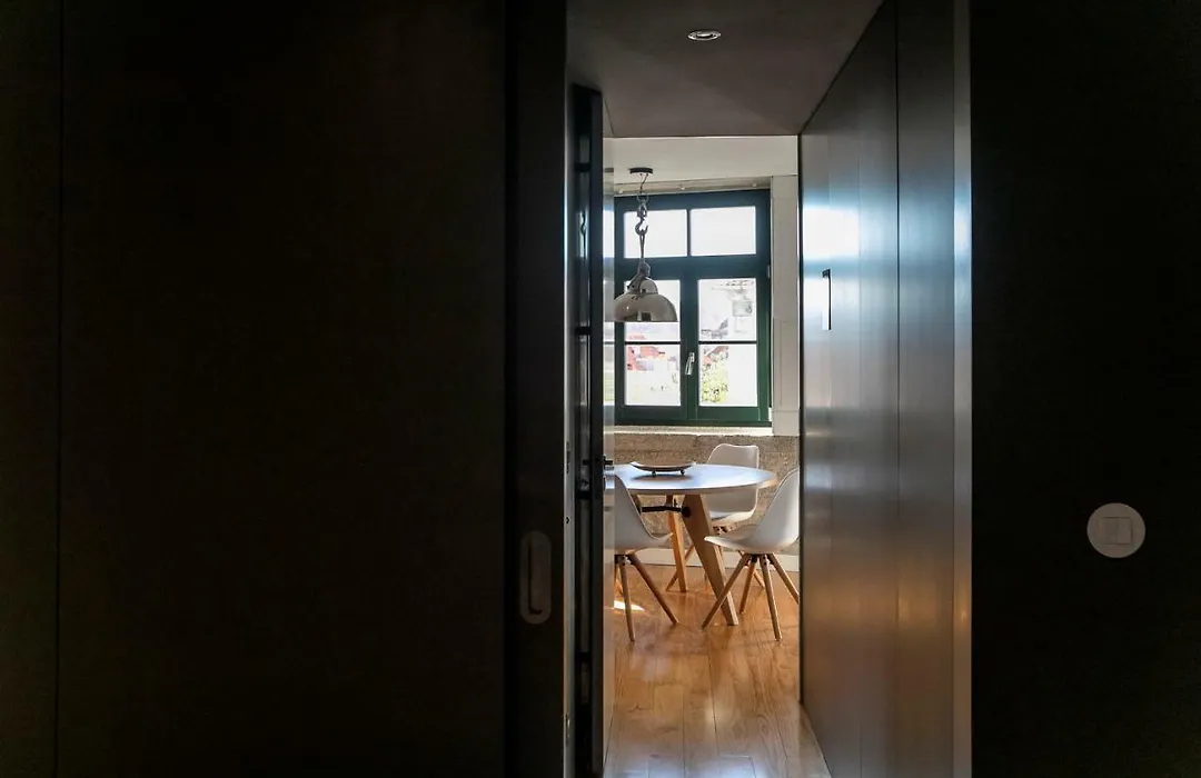 Modern 18Th Century Flat-1