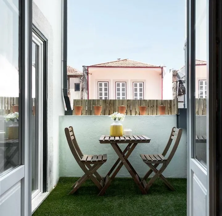 Boutique Rentals - Little Treasure Studio-1