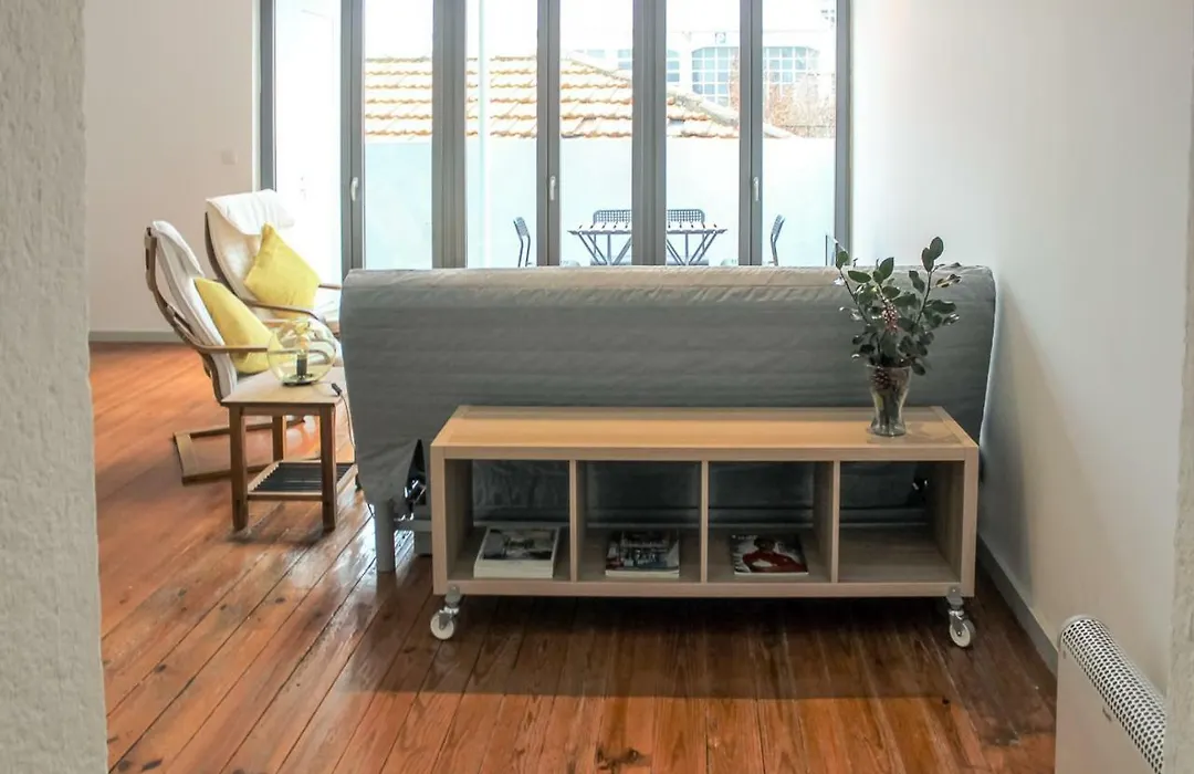 Bonjardim Flats - T2 Com Varanda-1