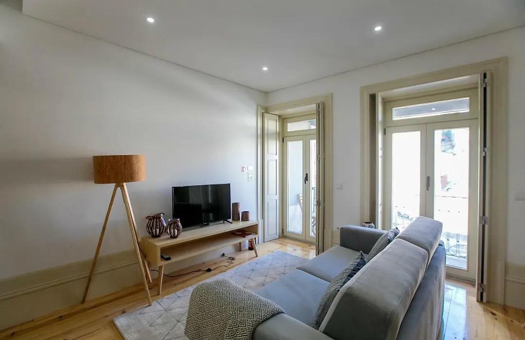 Cedofeita Bohemian Lifestyle Apartment-1