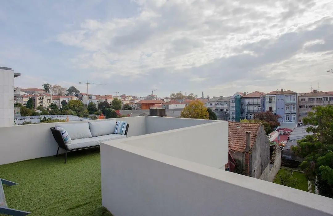 Liiiving In Porto | Historic & Sunny Terrace-1
