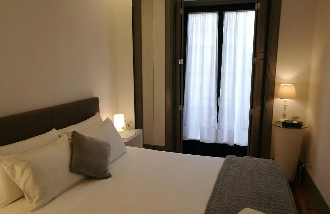 Porto Tropical Charm-1