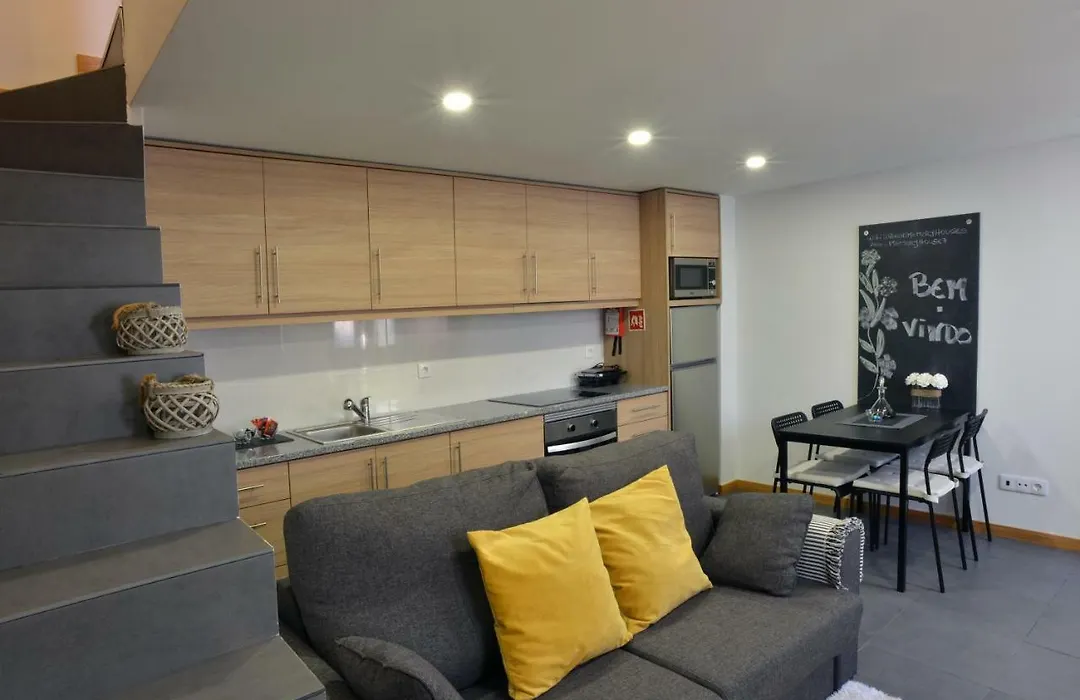 Oporto Memory Houses 7-1