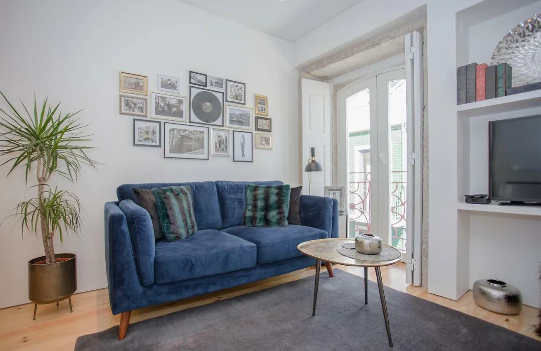 Liiiving In Porto - Cozy & Chic Downtown-1