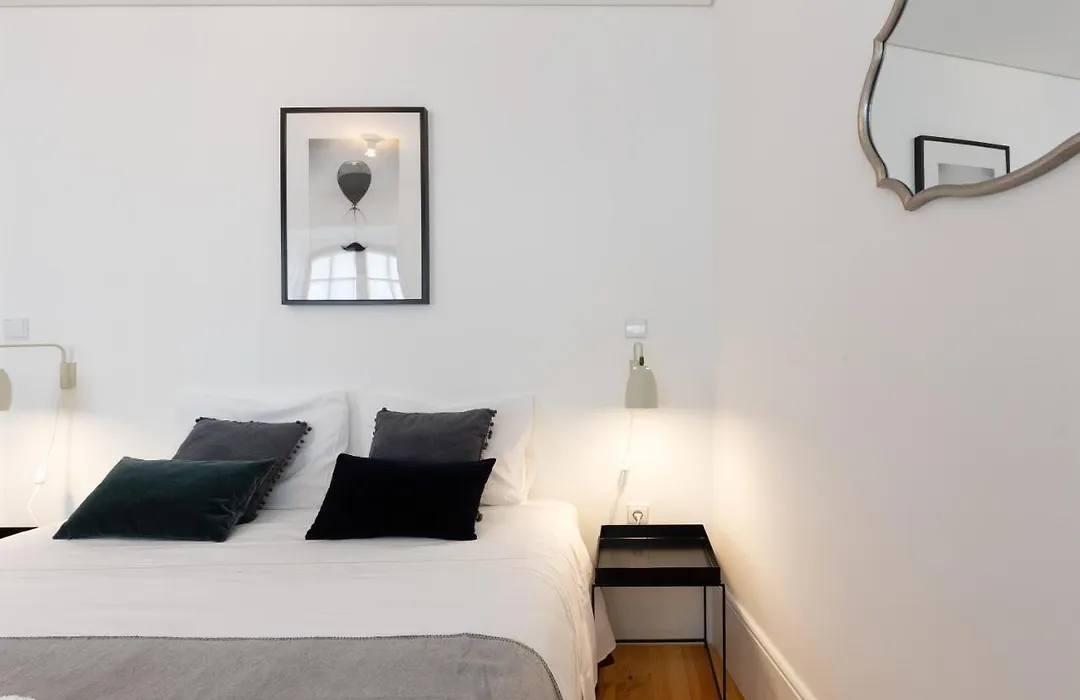 Douro Virtudes Apartments Historical Center-1