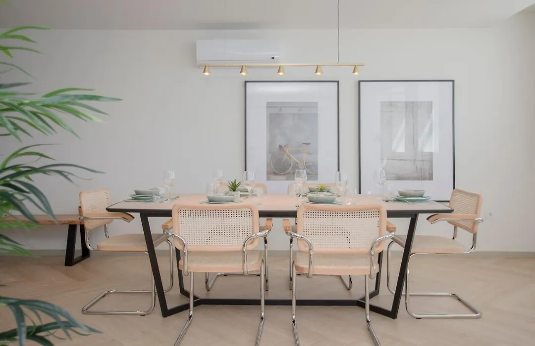 Liiiving In Porto - Luxury Beachfront Apartments-1