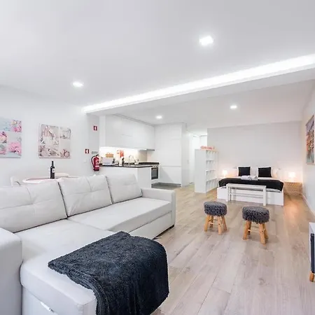 Oporto Downtown View Apartment-3