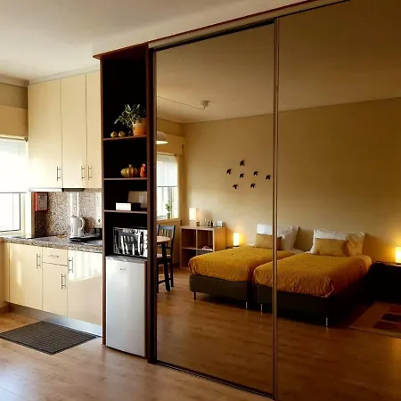 Cozy Loft In Downtown-2