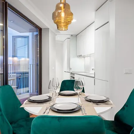Stylish Apartment At Bolhao-2