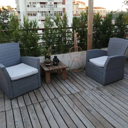 Apartment Garden Music-2