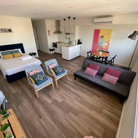 Superb Loft 899-2