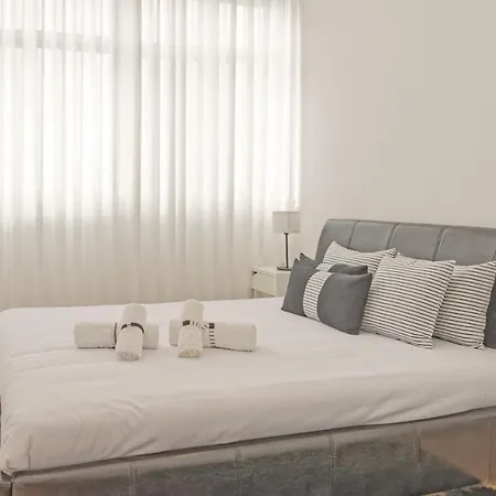 Luxury Prime Batalha Apartments-3