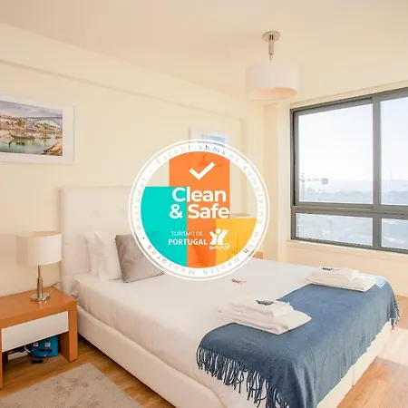Liiiving In Porto | Downtown View Apartment-3