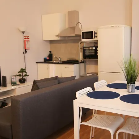 Bonsai Apartment II-2