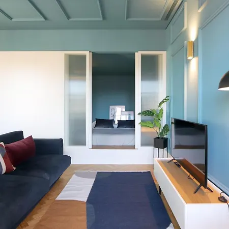 Hm - Infante Riverside Apartment K-2