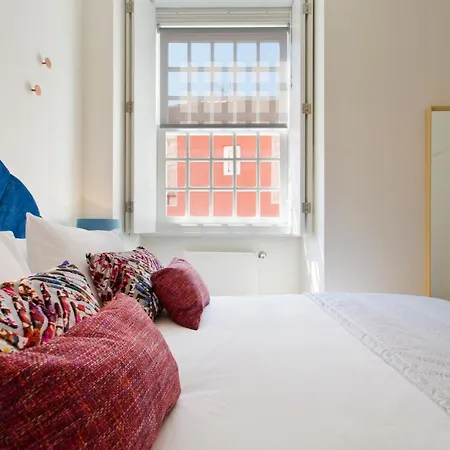 Boutique Rentals- Douro Ribeira Historical Center With Parking-3