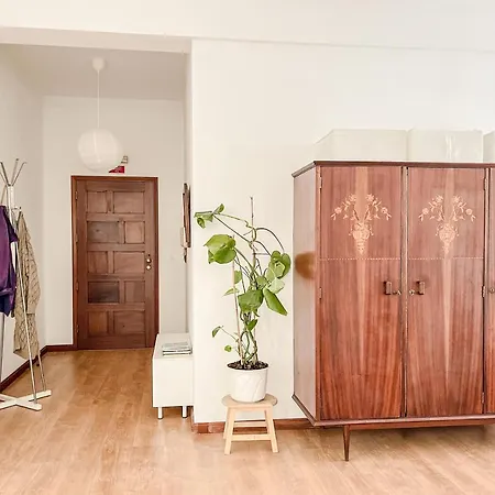 Central Loft With Free Parking-3