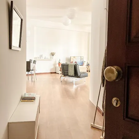 Central Loft With Free Parking-3