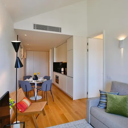 4City Flat Camarao-3