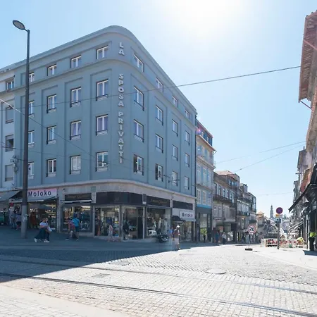 31 De Janeiro Oporto House-2