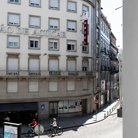 Almada Downtown 302-3