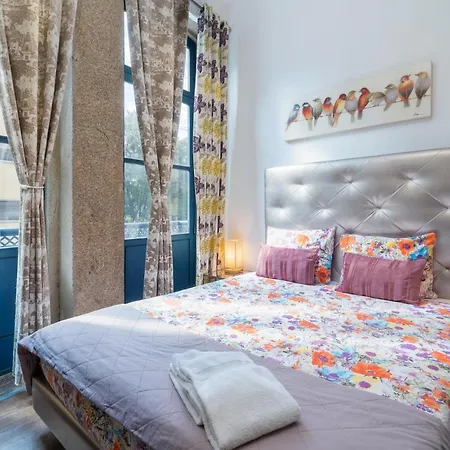 Charming Porto Gem Metro Balcony Central Location-3