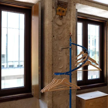 Framer'S House - World'S Oldest Framing Atelier-2