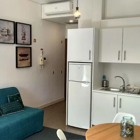 Trindade City Studio 77-3