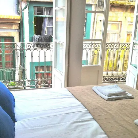 Historical Porto Apartment-3