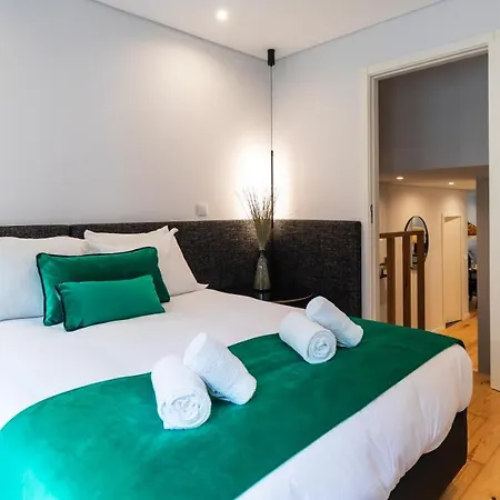 Premium 2Br Flat Near Santa Catarina By Lovelystay-3