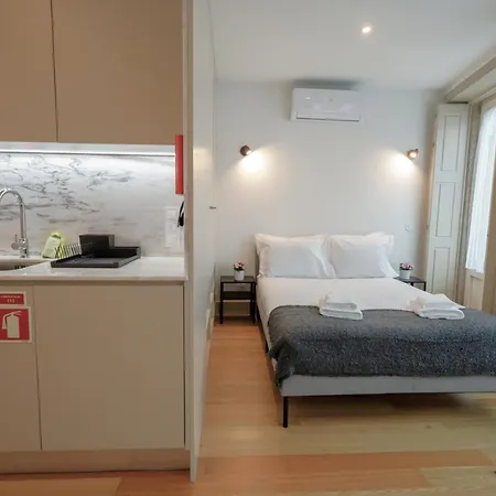 Martires Sweet Apts By Portocityhosts-3