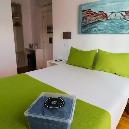Mystay Porto Bolhao-2