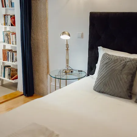 Oporto Guest Luxus Garden-3