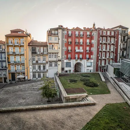Locally Yours Oporto Apartments-3