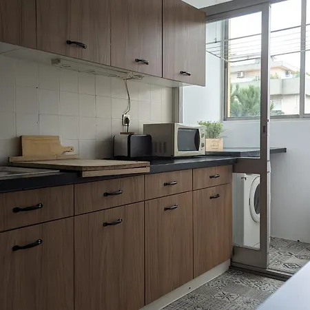 Pine Tree Apartment-3