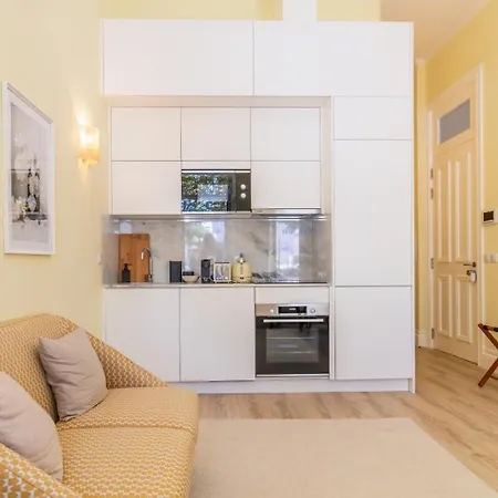 Urban House Marques By Lovelystay-3