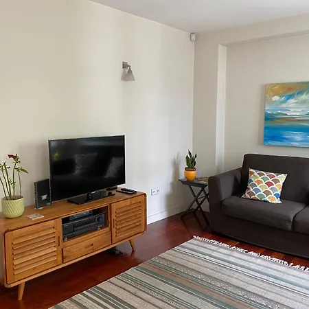 Ana'S Apartment-2