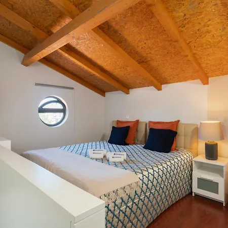 Host Wise - Impressive Restful Houses-2