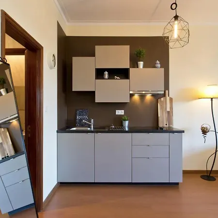 Host Wise - Cozy Sunny Flats - Ace Location-2