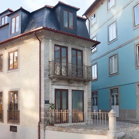 Framer'S House - World'S Oldest Framing Atelier-3