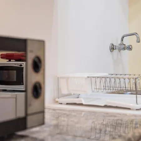 Guestready - Minimalistic Studio Downtown-2