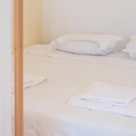 Guestready - Minimalistic Studio Downtown-3