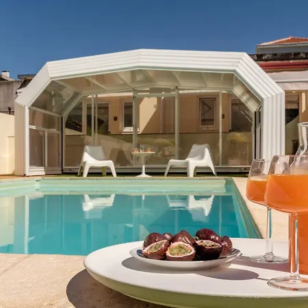 733 Costa Cabral Metro Residence-3