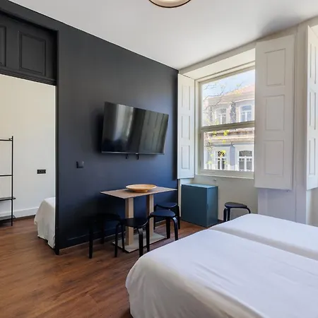 Cosme Apartments By Olala Homes-2