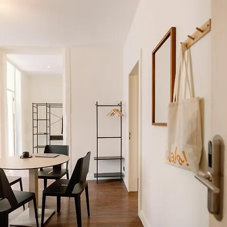 Cosme Apartments By Olala Homes-3