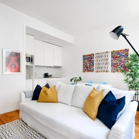 Spacious Duplex In Porto'S Downtown • A/C-2