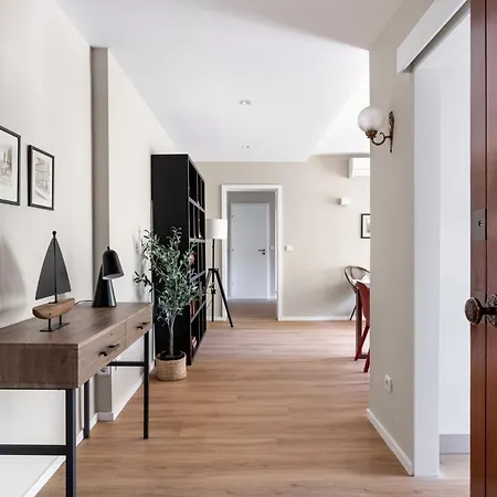 Wonderful 2Br Apartment In Boavista By Lovelystay-3